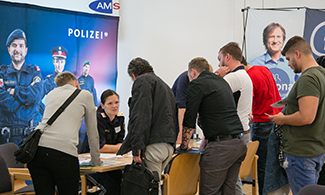 400_ams_jobmesse