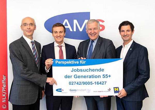 Pressekonferenz in Gänserndorf. - Personen auf dem Bild v.l.n.r.: Alfred Walbert, AMS-Geschäftsstellenleiter Gänserndorf, AMS NÖ-Landesgeschäftsführer Sven Hergovich, Landesrat Martin Eichtinger, LtAbg. René Lobner, Bürgermeister Gänserndorf