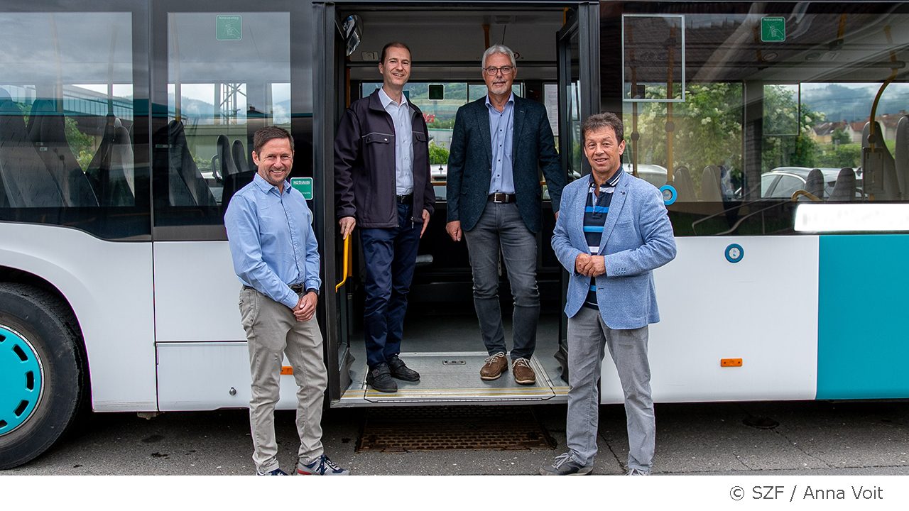 im Bild: Uwe Blauensteiner (SZF), Verkehrsplaner Markus Unterweger, Otto Liebminger (SZF), Teilnehmer Christian Diethard