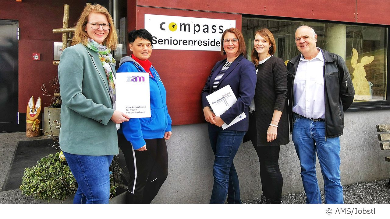 Bild: Claudia Tillinger, MA (ZAM) Andrea Wiedner (Compass) Barbara Jöbstl (AMS), Eva-Maria Wolf, Msc Bsc (Pflegedienstleitung Compass) Roland Langmann (AMS)