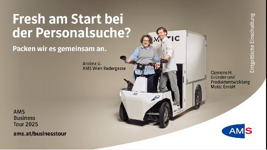 Die AMS-Beraterin und der Gründer der Motic GmbH stehen zusammen auf dem Lastenfahrzeug. Text: "Packen wir es gemeinsam an. AMS Business Tour 2025. ams.at/businesstour"