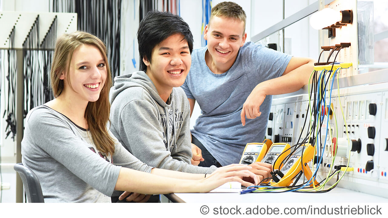 Jugendliche, Elektronik, Technik, Lehre