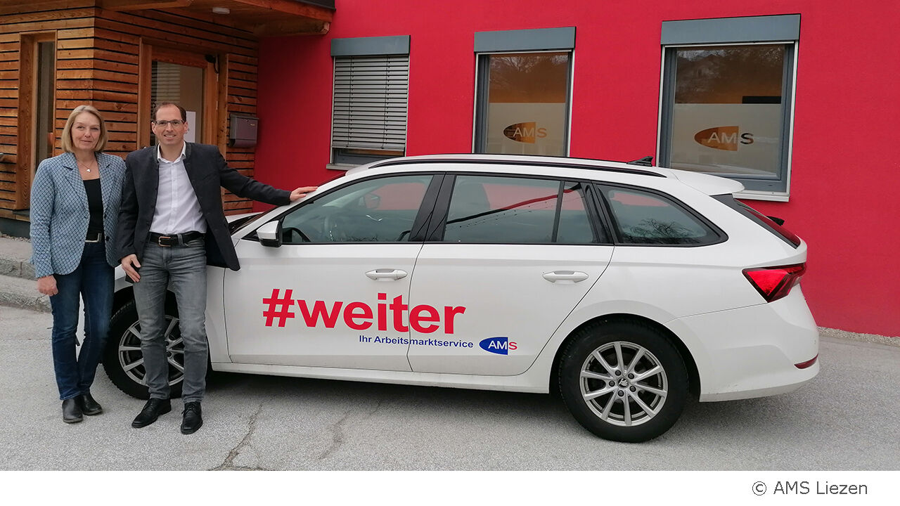 AMS Liezen Leiter Helge Röder und SfU Abteilungsleiterin Gertraud Koller sind wieder mit ihrem Team unterwegs. 